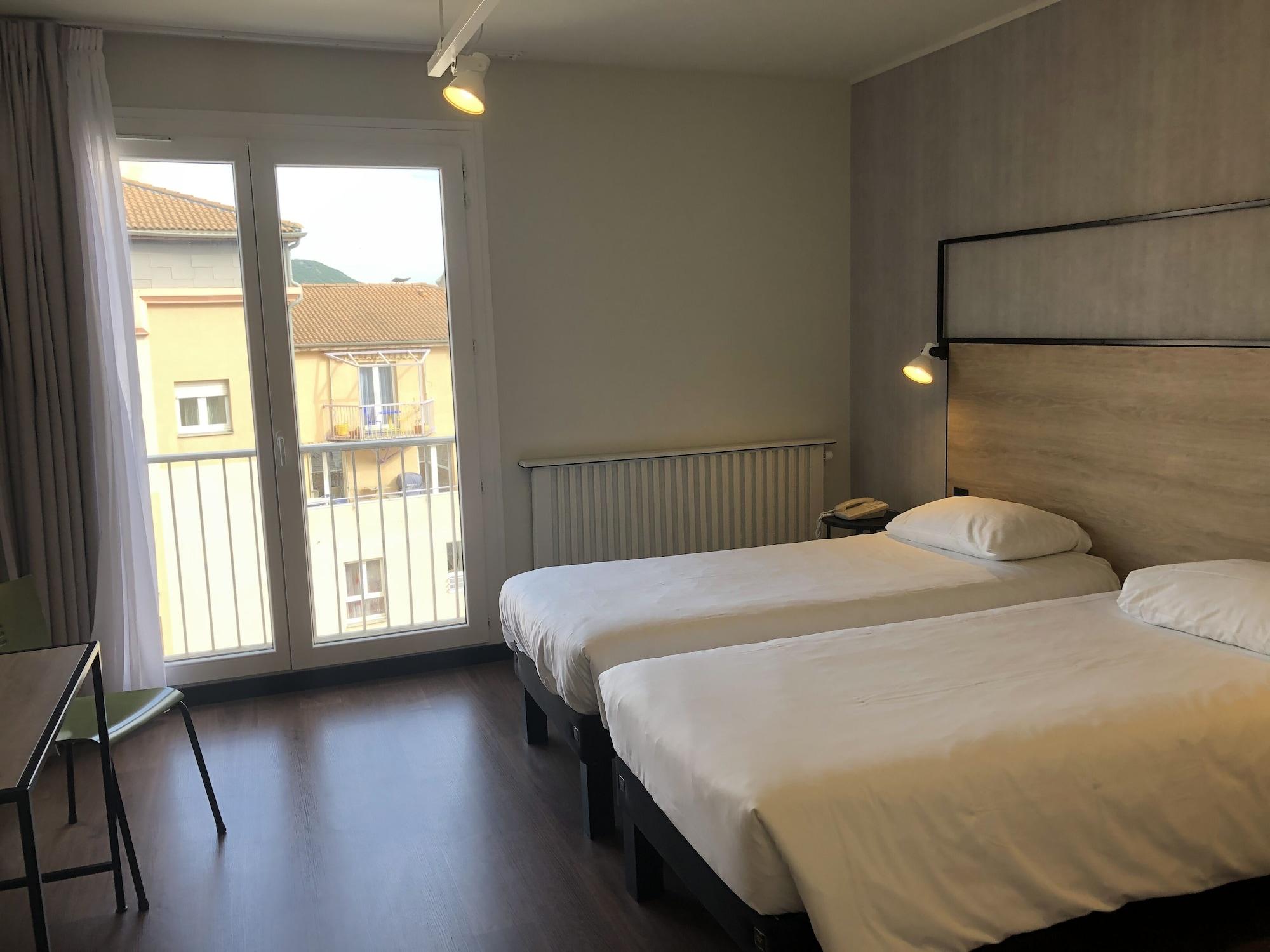 Ibis Centre Millau Hotell Exteriör bild