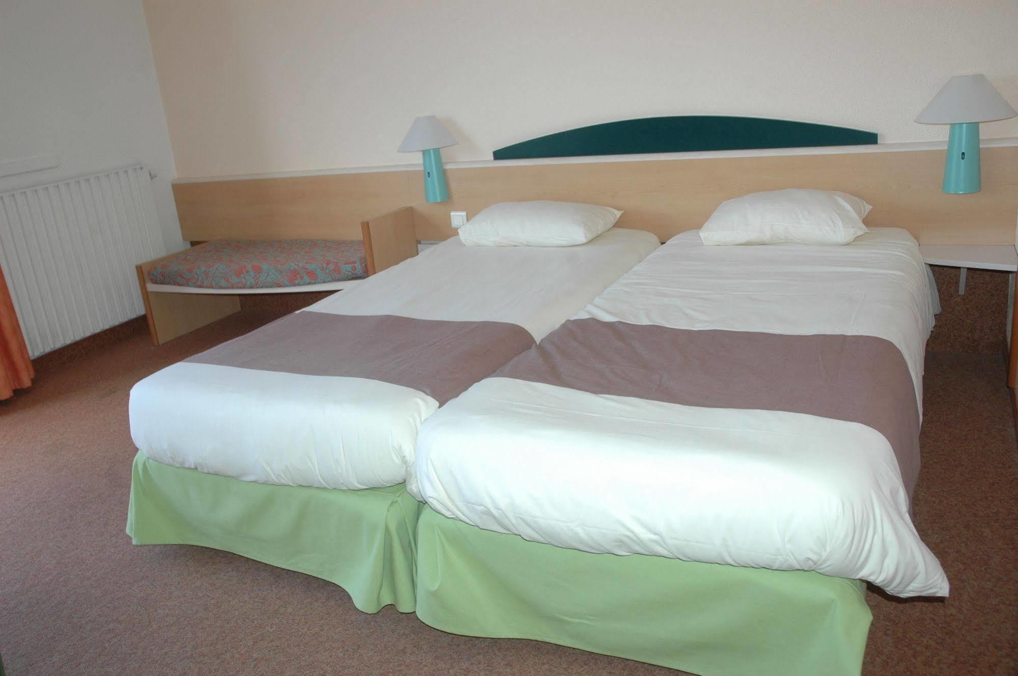 Ibis Centre Millau Hotell Exteriör bild